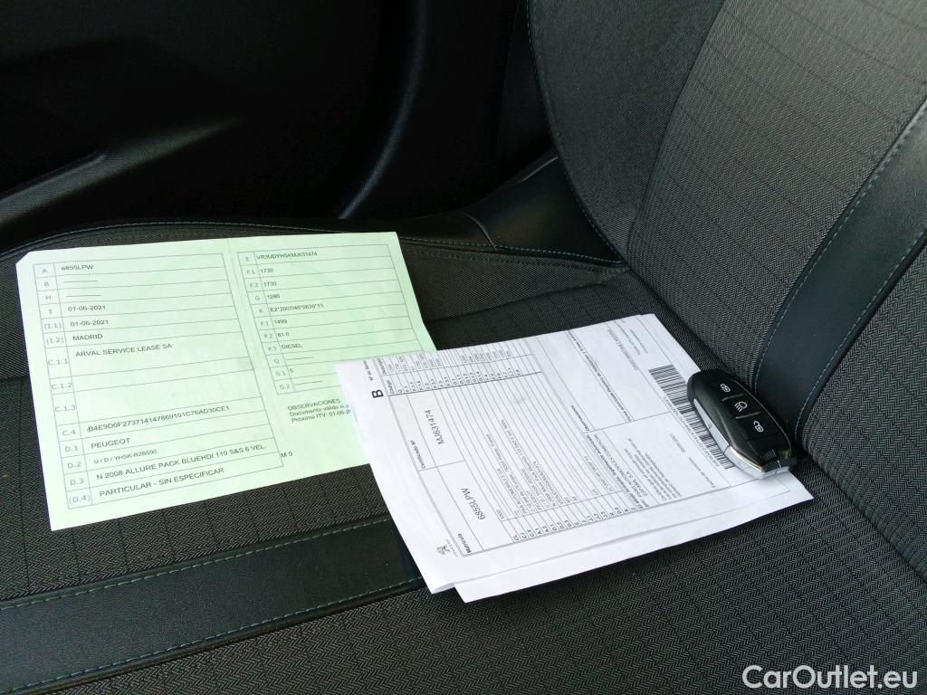  Peugeot  2008 PEUGEOT  / 2019 / 5P / todoterreno Allure Pack BlueHDI 81kW (110CV) (AC) #1