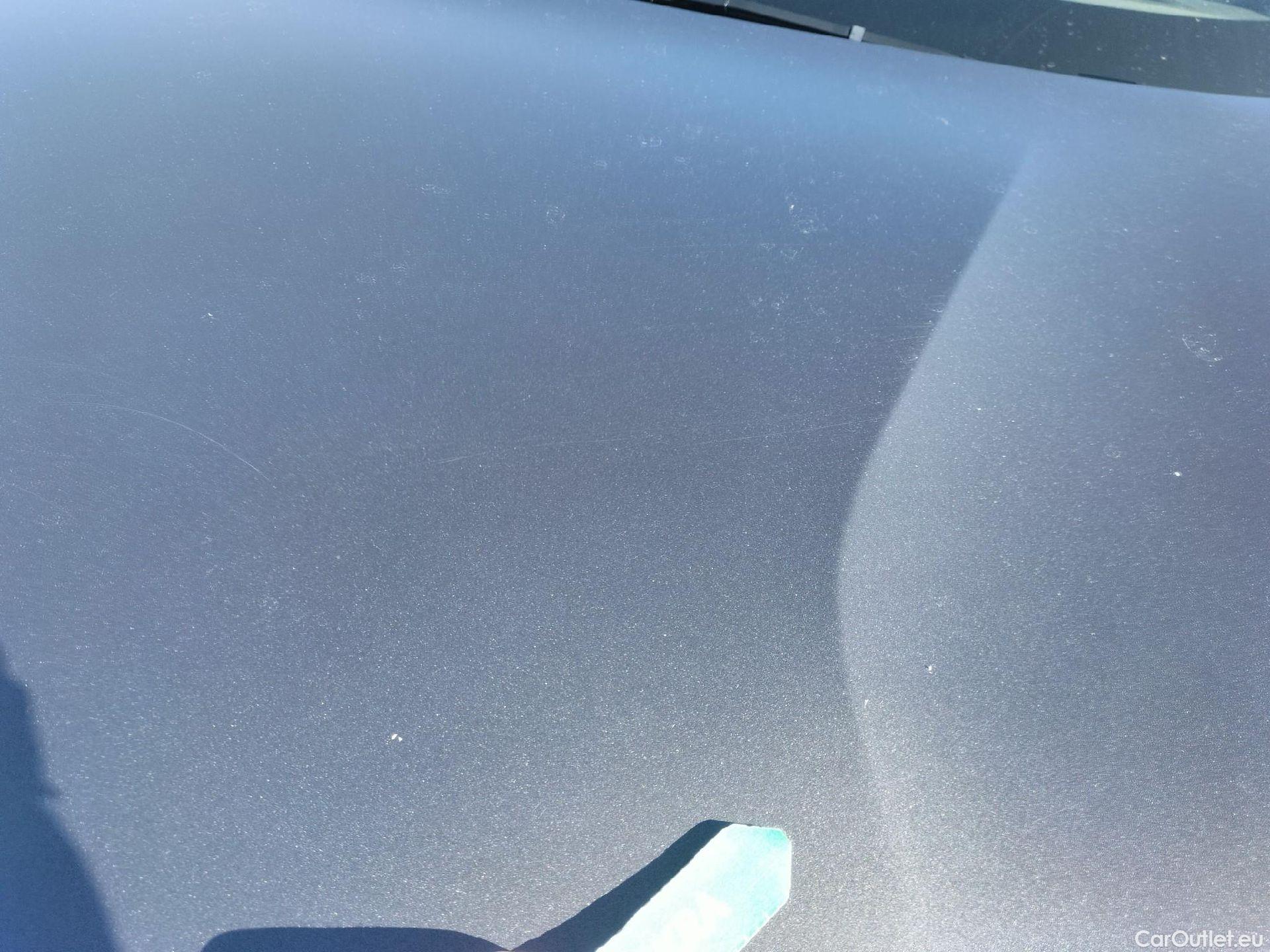  Peugeot  3008 PEUGEOT  Hybrid / 2020 / 5P / todoterreno 225 e-EAT8 Allure (AC2) #17