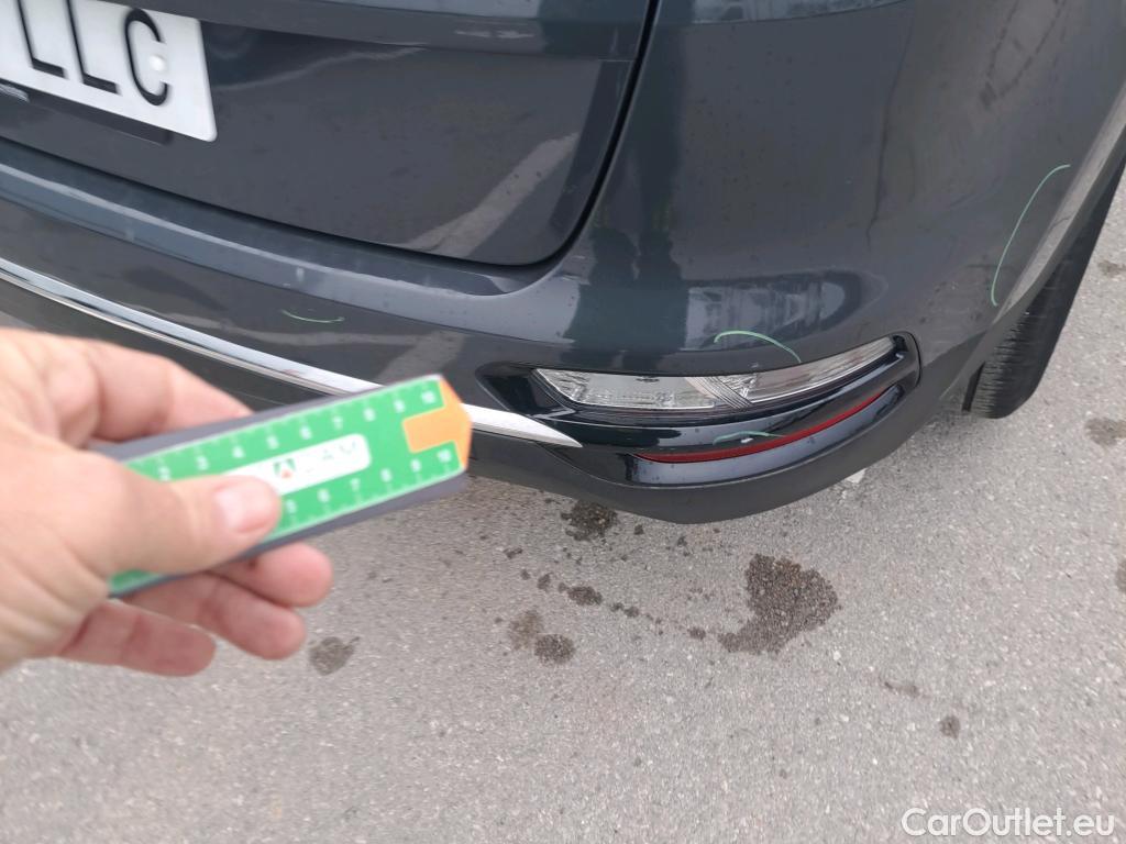  KIA  Sportage KIA  1.6MHEV Drive 100kW(136CV) 4x2(Crist Tintados)(CX) #59