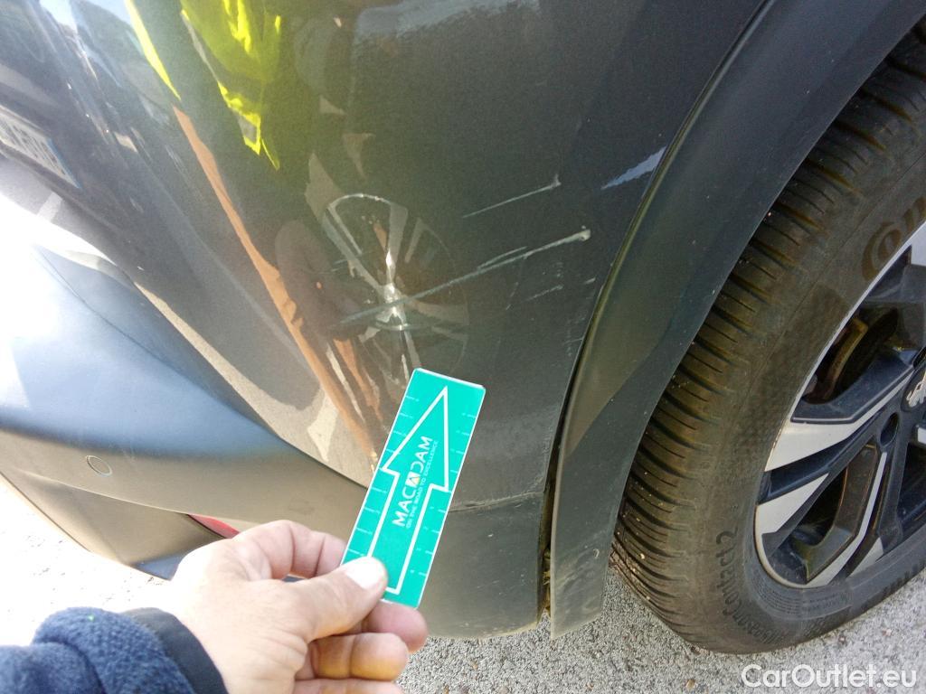  Peugeot  2008 PEUGEOT  / 2019 / 5P / todoterreno Allure Pack BlueHDI 81kW (110CV) (AC) #32