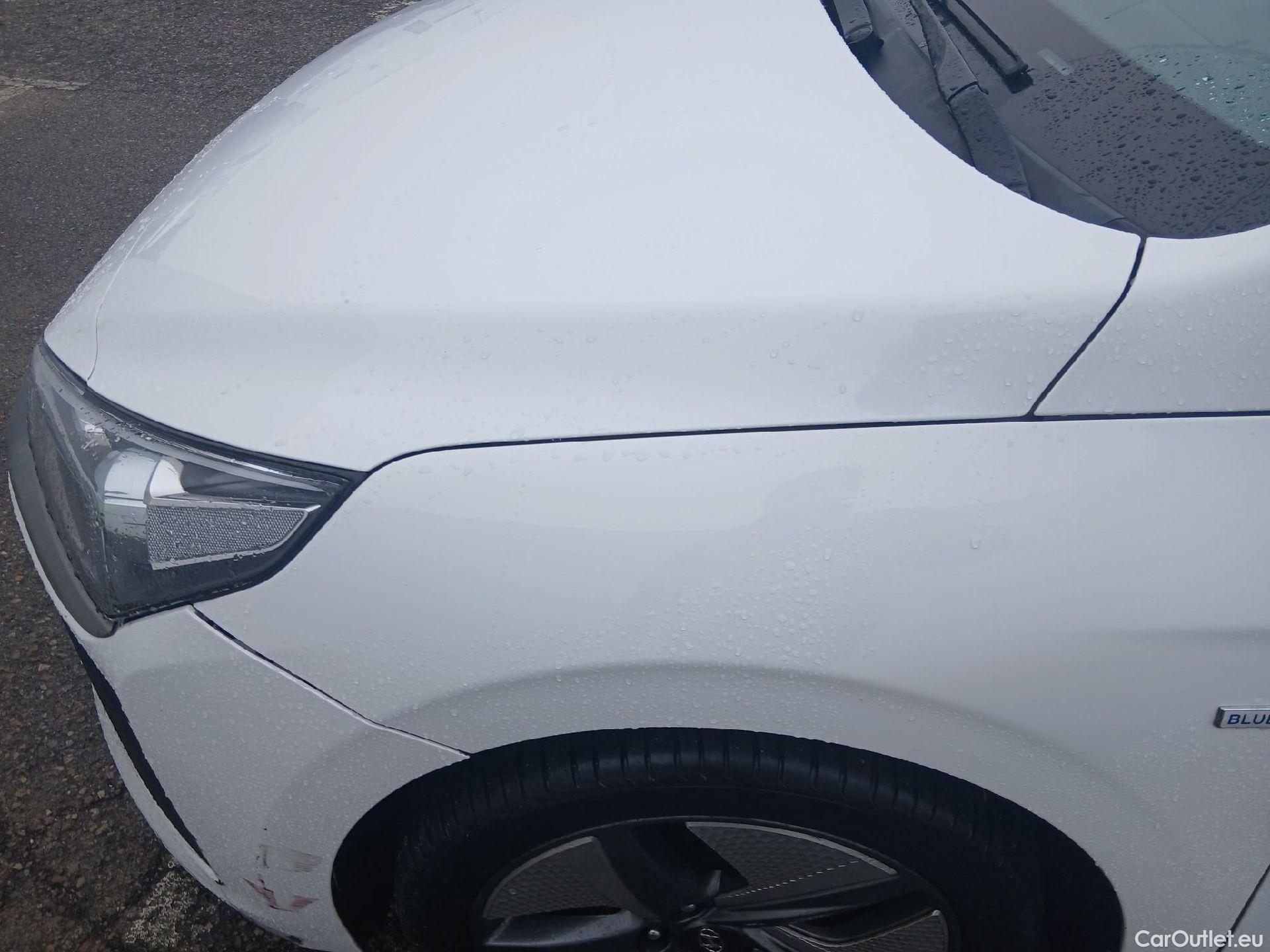  Hyundai   Ioniq HYUNDAI / 2019 / 5P / berlina con portón 1.6 GDI HEV Klass LE DCT #8