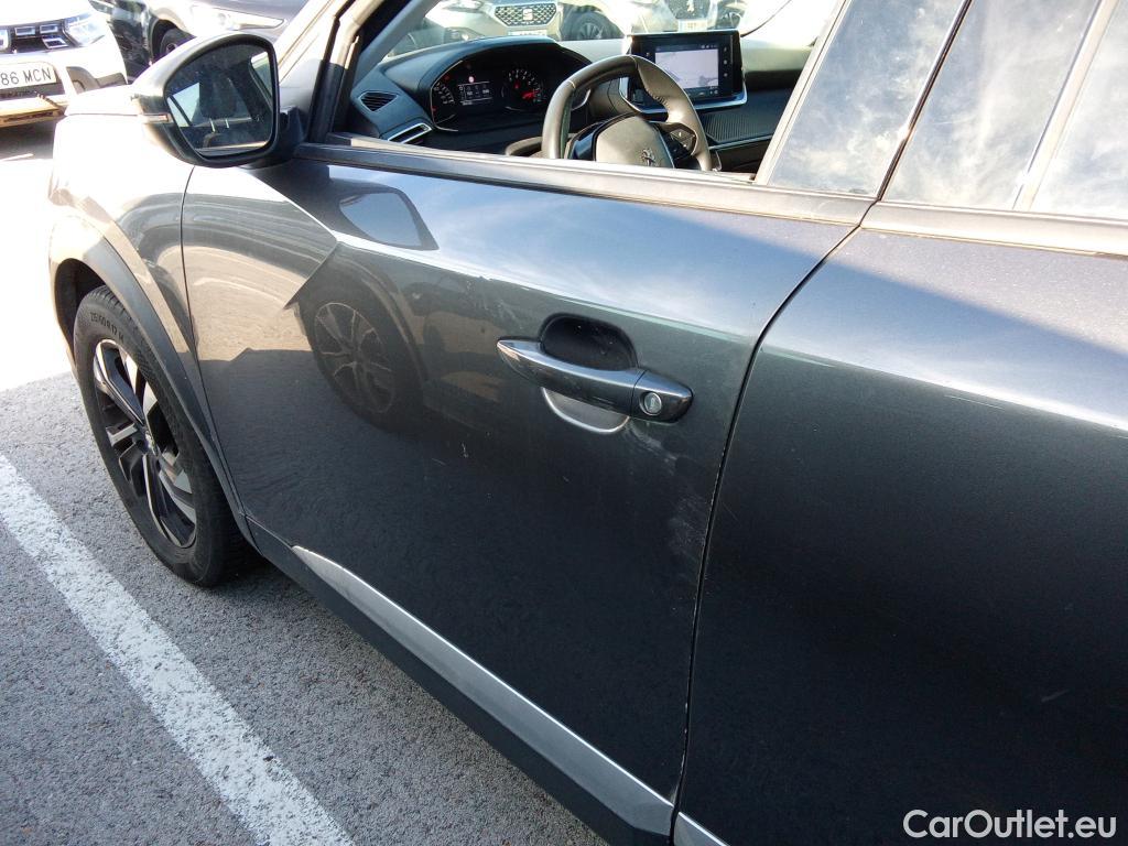  Peugeot  2008 PEUGEOT  / 2019 / 5P / todoterreno Allure Pack BlueHDI 81kW (110CV) (AC) #8