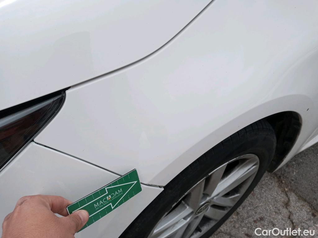  Toyota  Corolla TOYOTA  1.8 125H ACTIVE TECH E-CVT #52