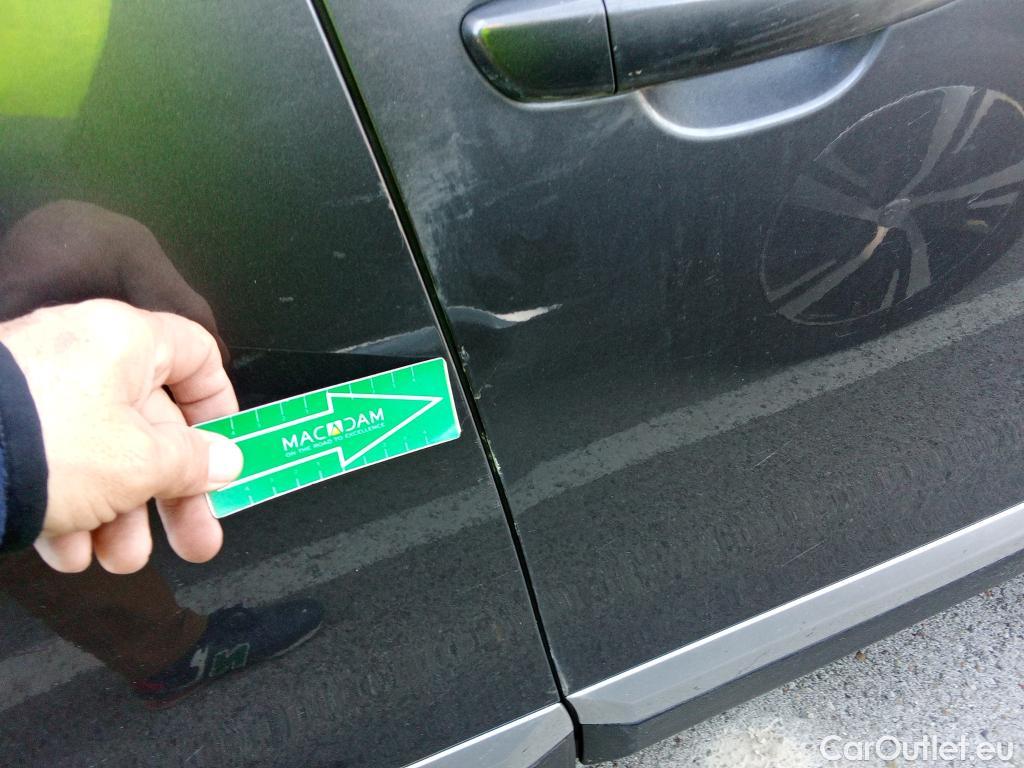  Peugeot  2008 PEUGEOT  / 2019 / 5P / todoterreno Allure Pack BlueHDI 81kW (110CV) (AC) #15