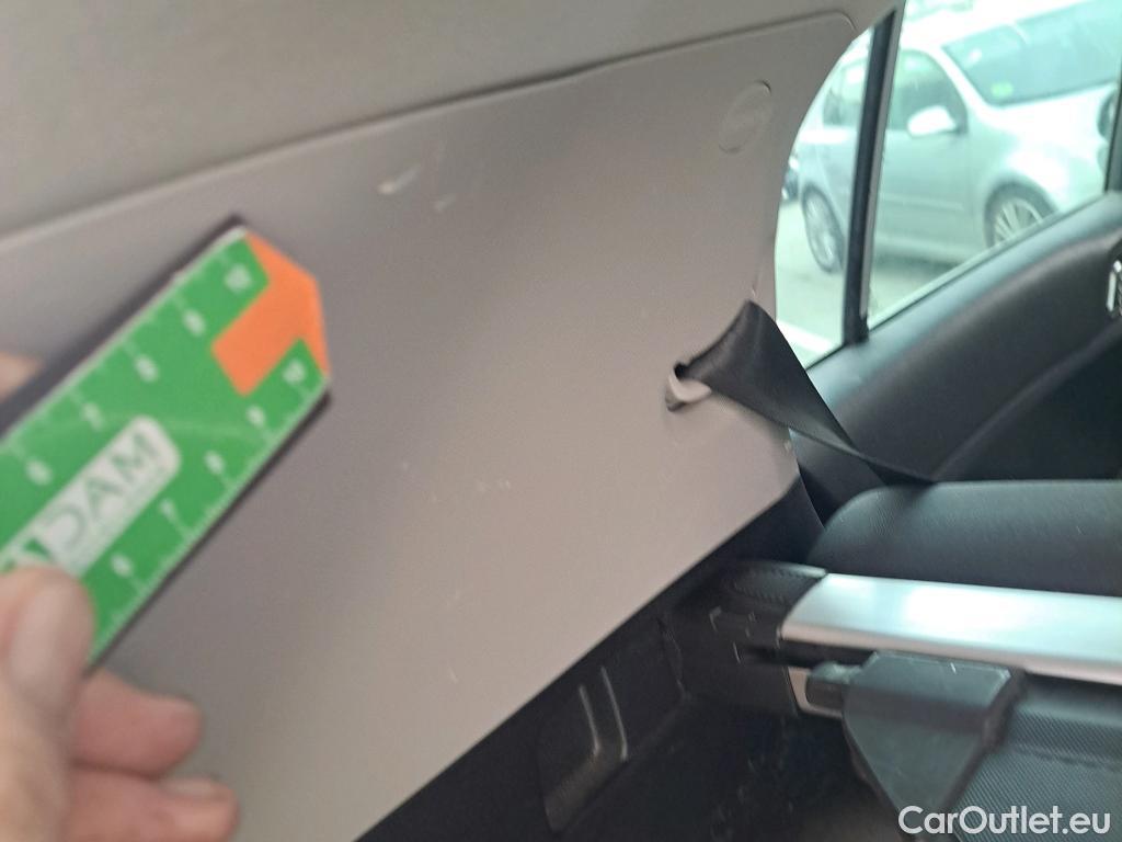  KIA  Sportage KIA  1.6MHEV Drive 100kW(136CV) 4x2(Crist Tintados)(CX) #70