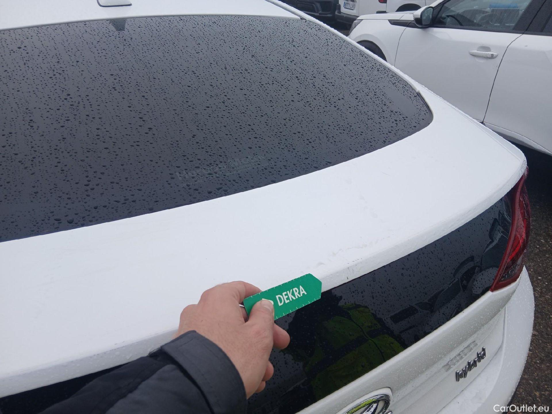  Hyundai   Ioniq HYUNDAI / 2019 / 5P / berlina con portón 1.6 GDI HEV Klass LE DCT #22