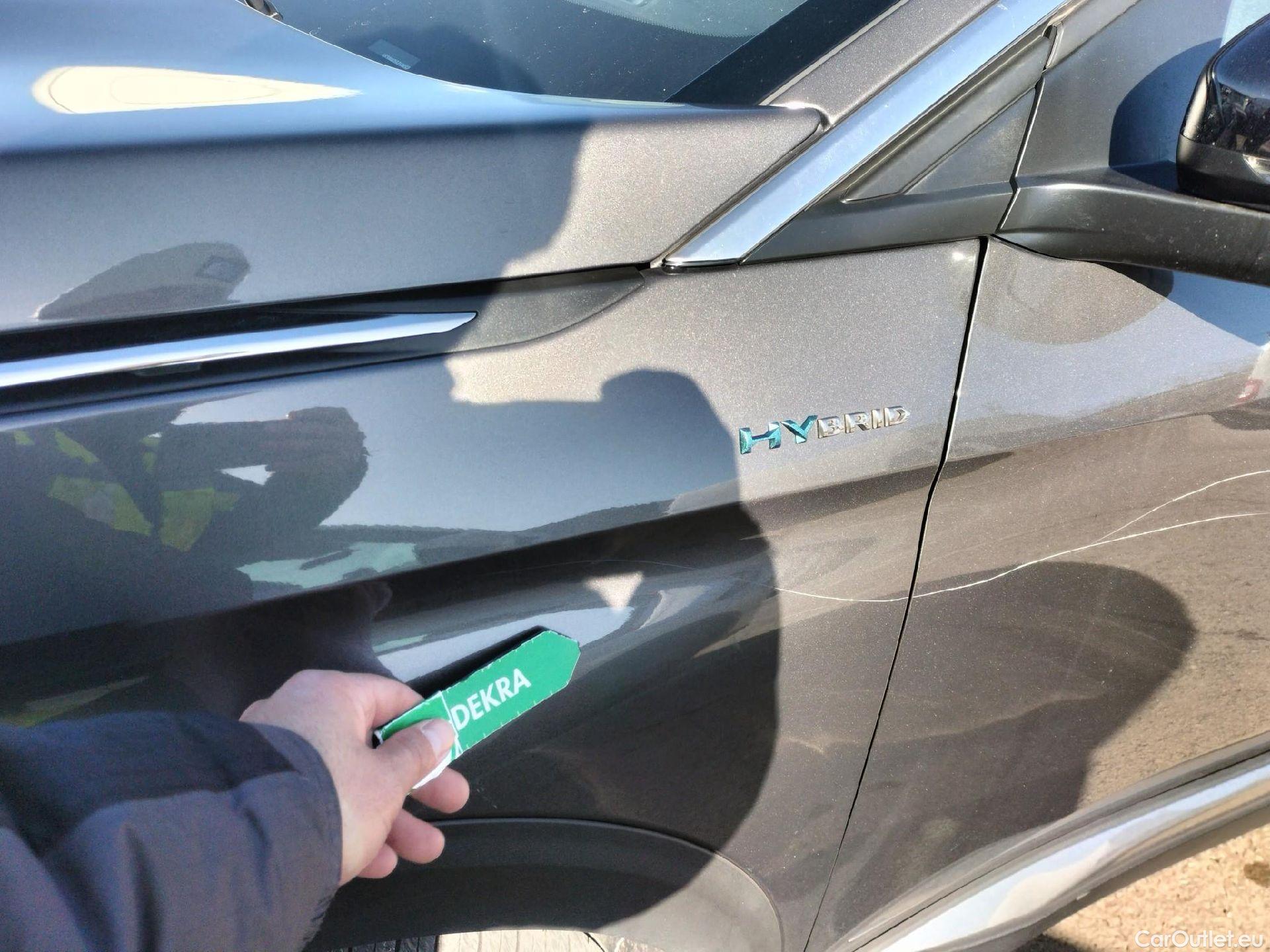  Peugeot  3008 PEUGEOT  Hybrid / 2020 / 5P / todoterreno 225 e-EAT8 Allure (AC2) #20