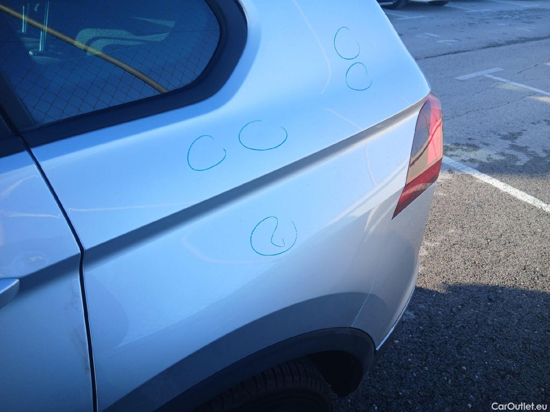  Volkswagen  Tiguan VOLKSWAGEN  / 2020 / 5P / todoterreno Life 1.4 TSI eHybrid 180kW (245CV) DSG #24