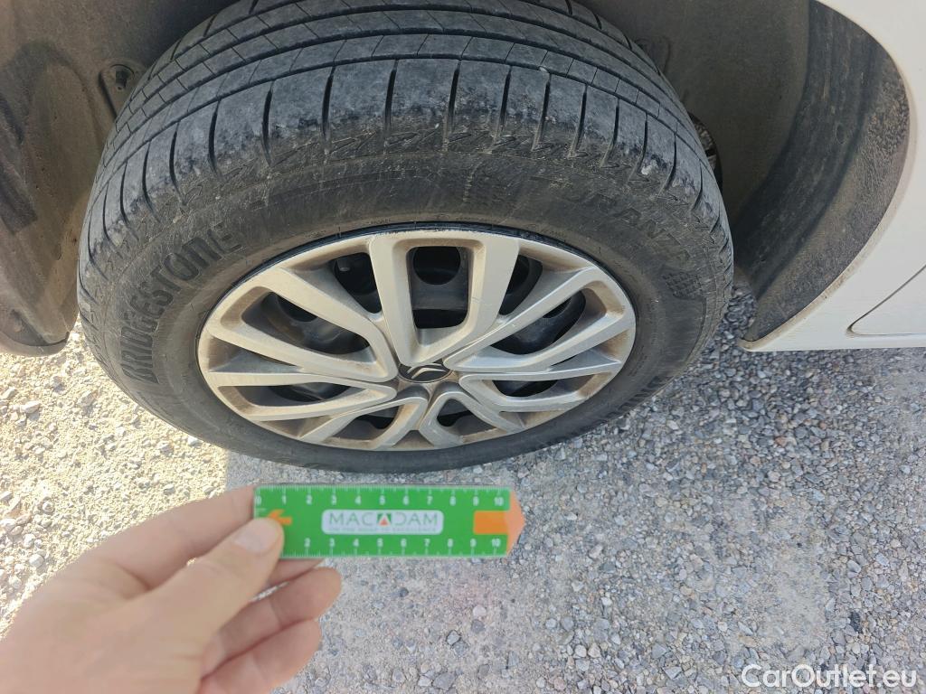  Citroen  Berlingo CITROEN  / 2018 / 5P / monovolumen compacto Talla M BlueHDi 100 S&S FEEL #41