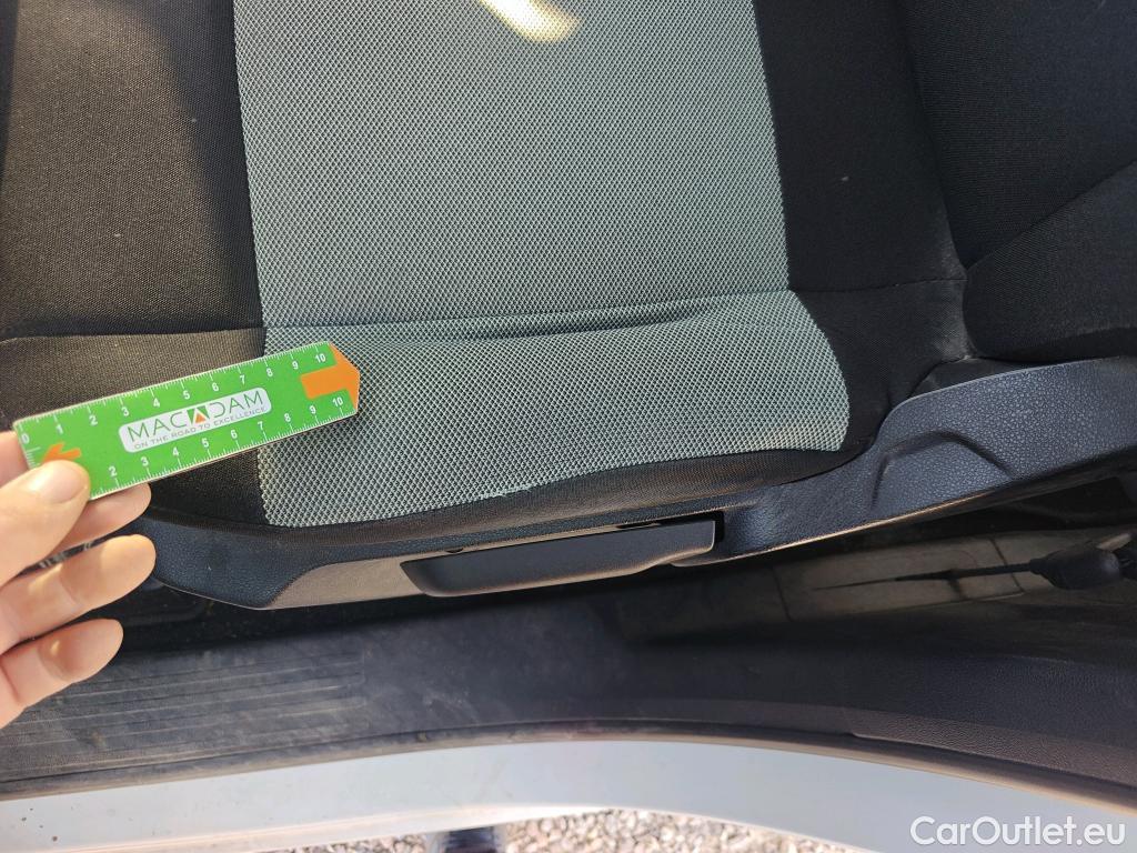  Citroen  Berlingo CITROEN  / 2018 / 5P / monovolumen compacto Talla M BlueHDi 100 S&S FEEL #25