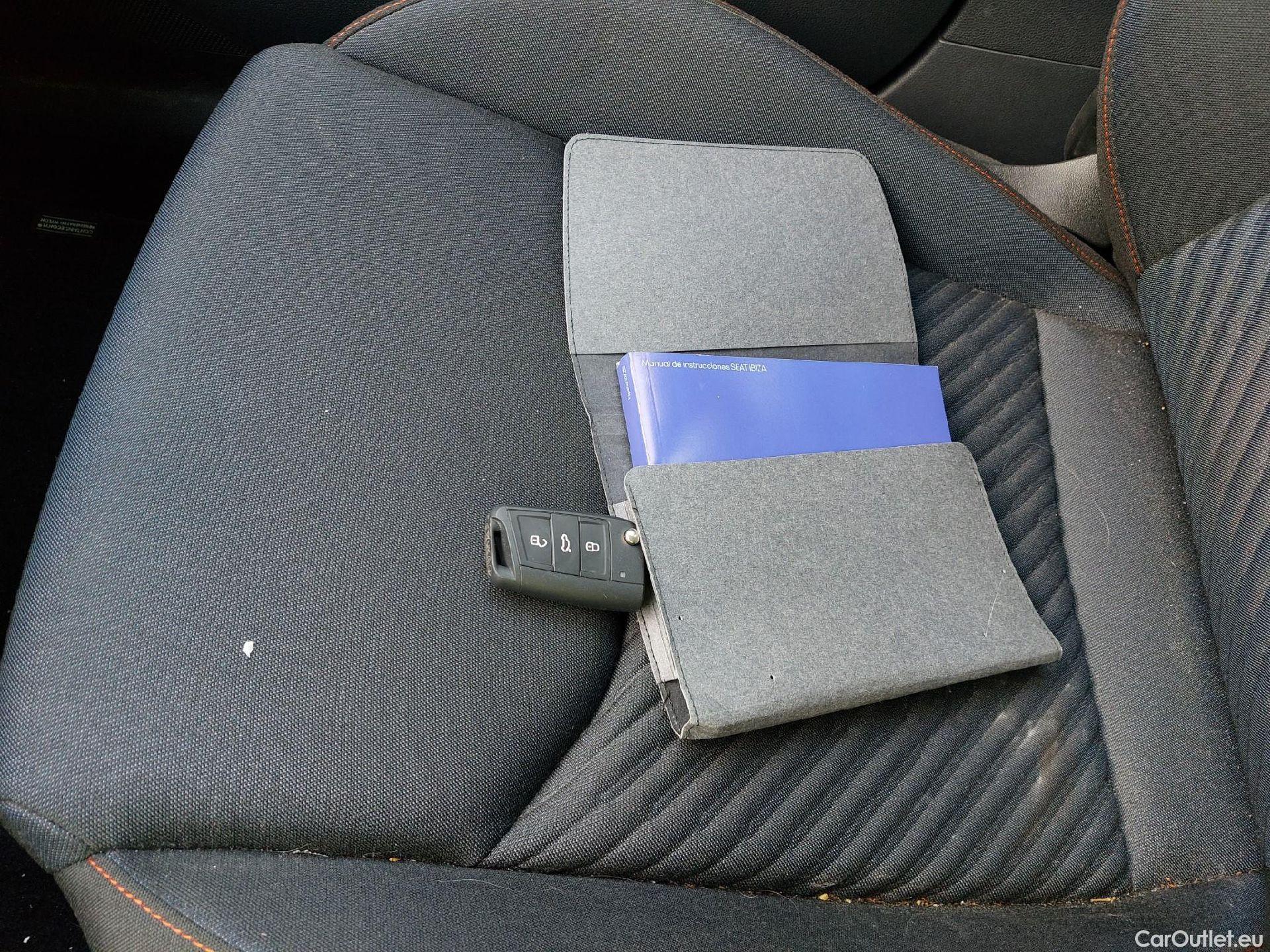  Seat  Ibiza SEAT  / 2017 / 5P / berlina con portón 1.0 TSI 85kW (115CV) FR Salta(SP) #1