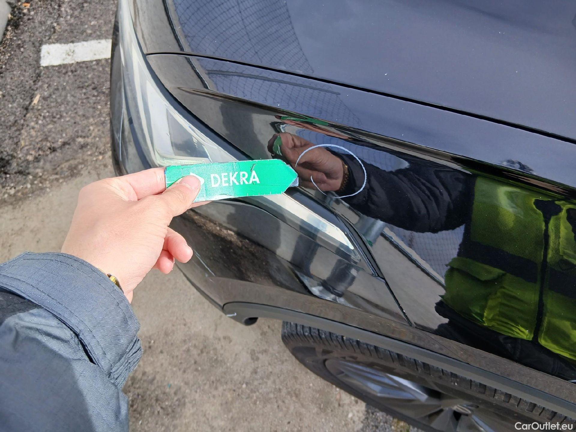  Volkswagen  Tiguan VOLKSWAGEN  Allspace / 2021 / 5P / todoterreno Life 2.0 TDI 110kW (150CV) DSG #13