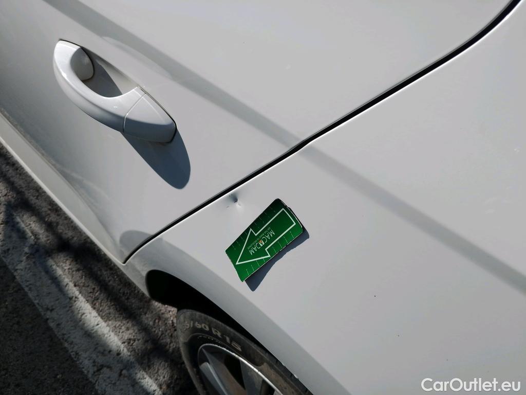  Skoda  Fabia SKODA  / 2018 / 5P / berlina con portón 1.0 TSI 81kW (110cv) Ambition Plus (CX) #19