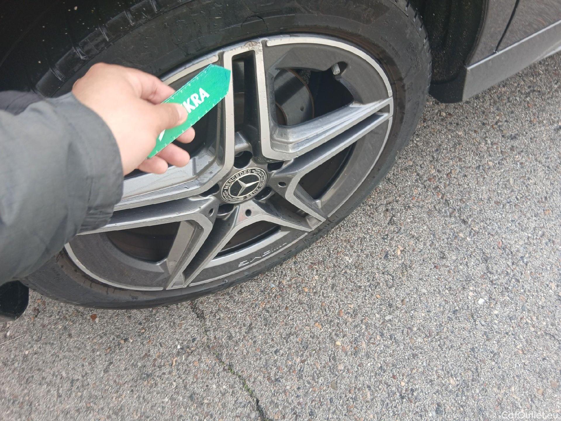  Mercedes  A-Klasse Clase A A 250 e (177.086)Premium-Pack 1.3 AMG Line 220CV AT8 E6d #22