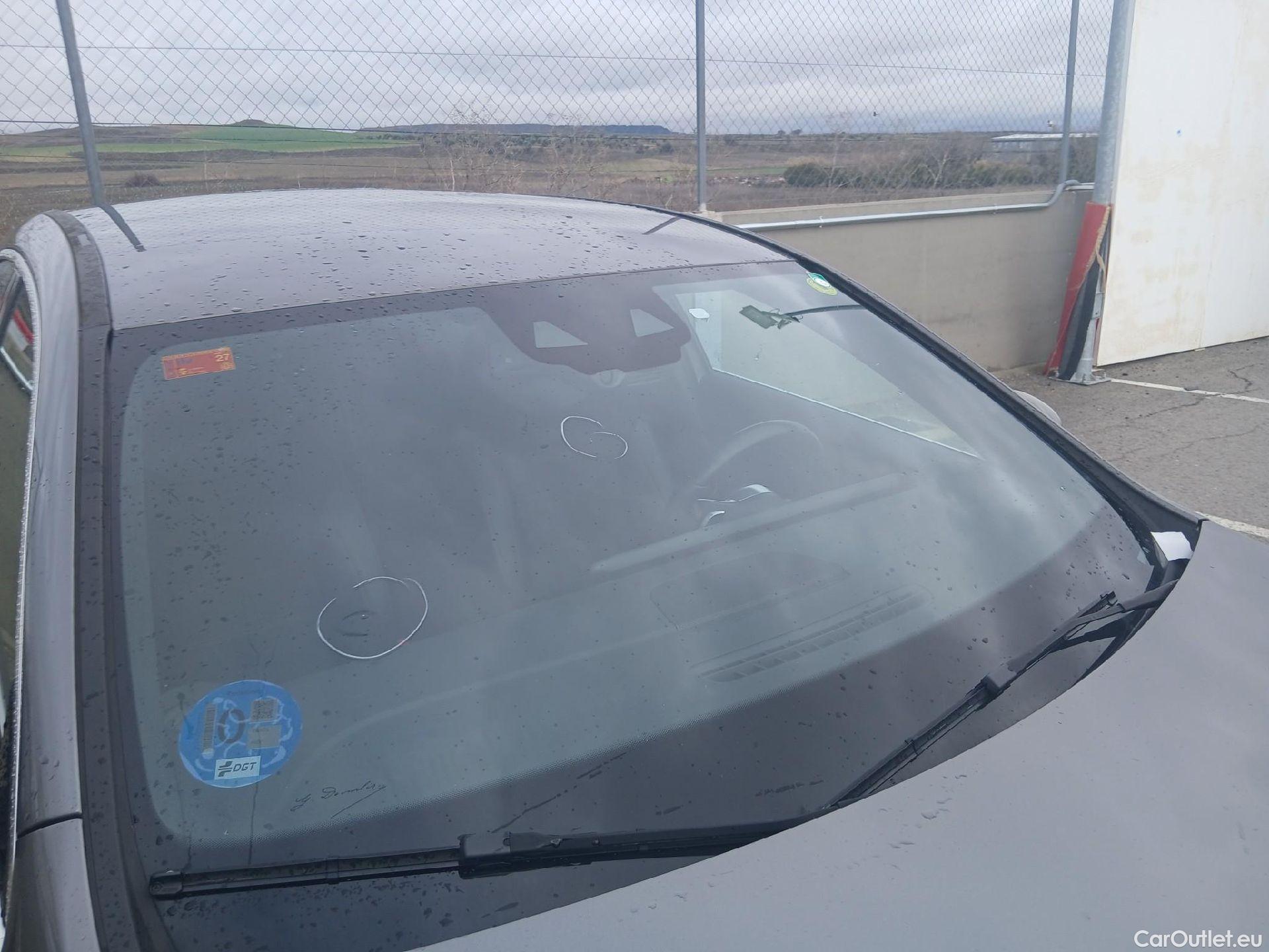  Mercedes  A-Klasse Clase A A 250 e (177.086)Premium-Pack 1.3 AMG Line 220CV AT8 E6d #10