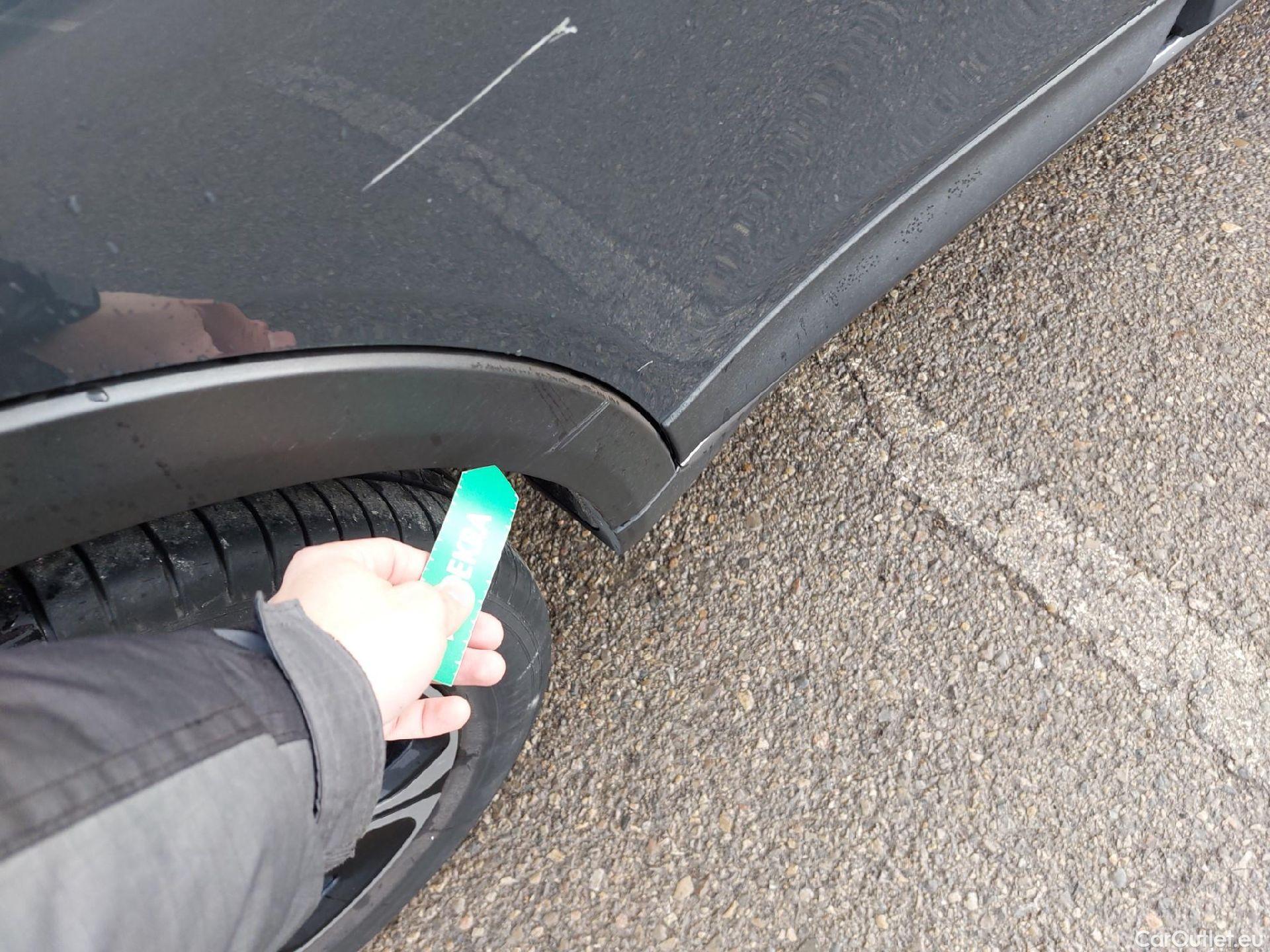  KIA  XCeed KIA  1.6 GDi PHEV 104kW (141CV) eDrive (AC) #15