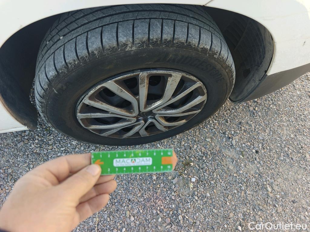  Citroen  Berlingo CITROEN  / 2018 / 5P / monovolumen compacto Talla M BlueHDi 100 S&S FEEL #47