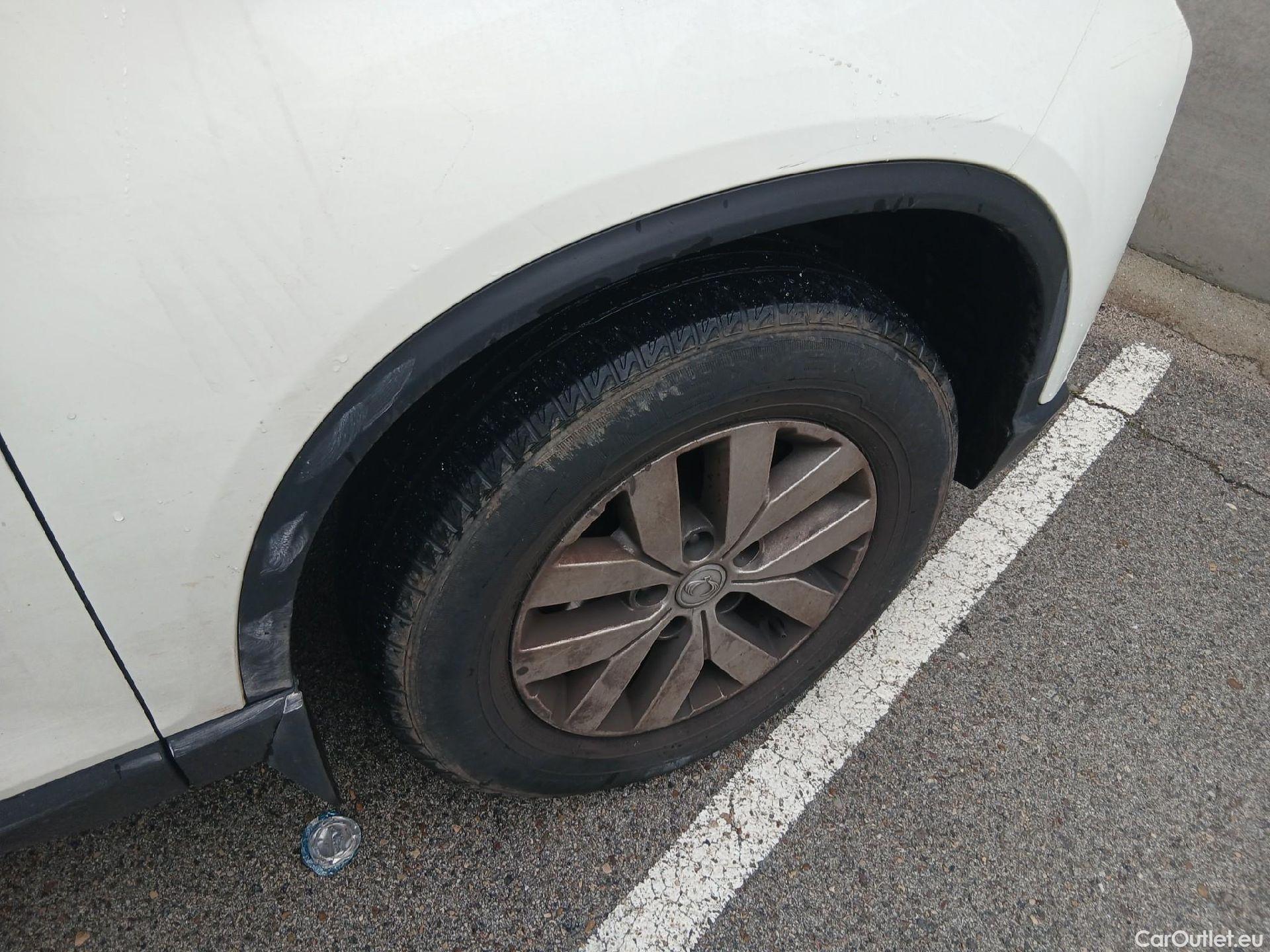  Land Rover  Discovery SSANGYONG Musso / 2022 / 4P / pickup doble cabina Sports D22DTR 4x4 Pro (AC) #1