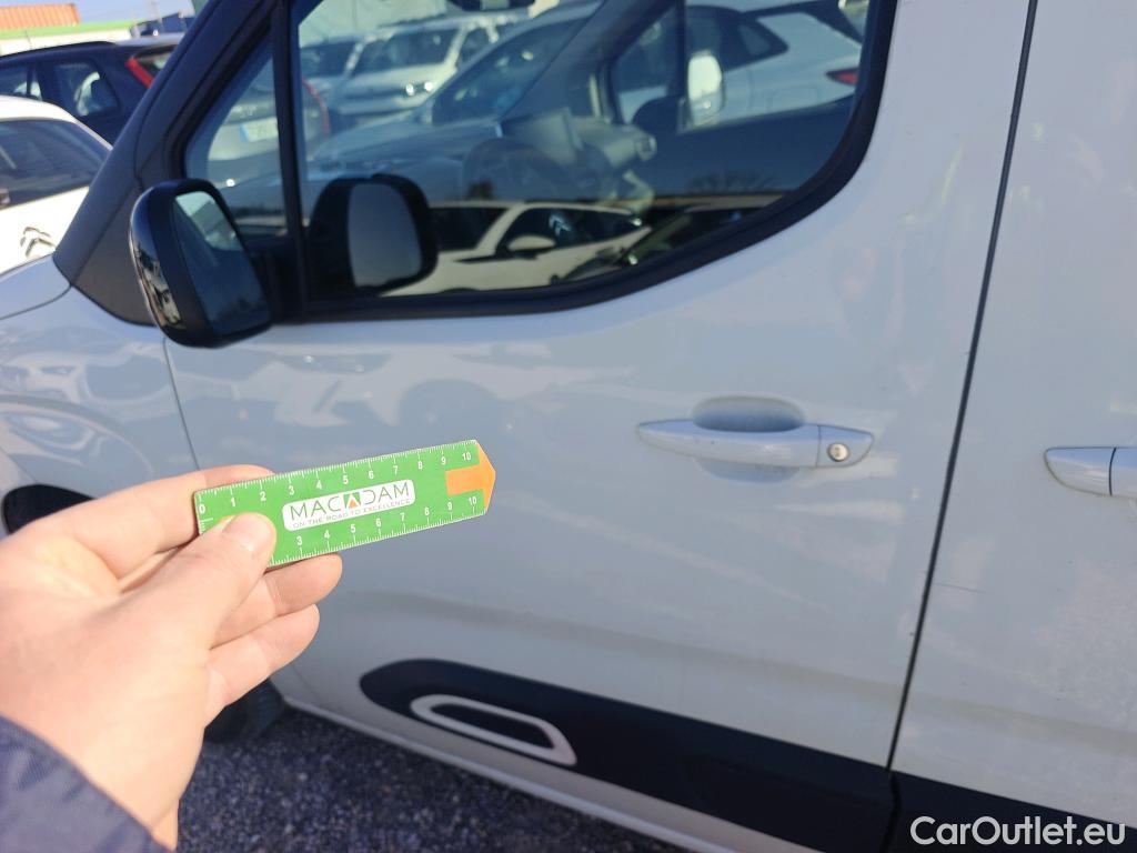  Citroen  Berlingo CITROEN  / 2018 / 5P / monovolumen compacto Talla M BlueHDi 100 S&S FEEL #9