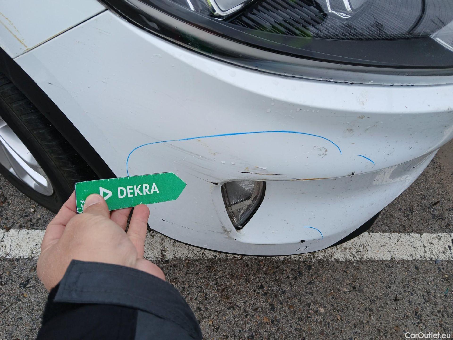  Ford  Kuga FORD  / 2019 / 5P / todoterreno Titanium 1.5T EcoBoost 88kW (120CV) #5