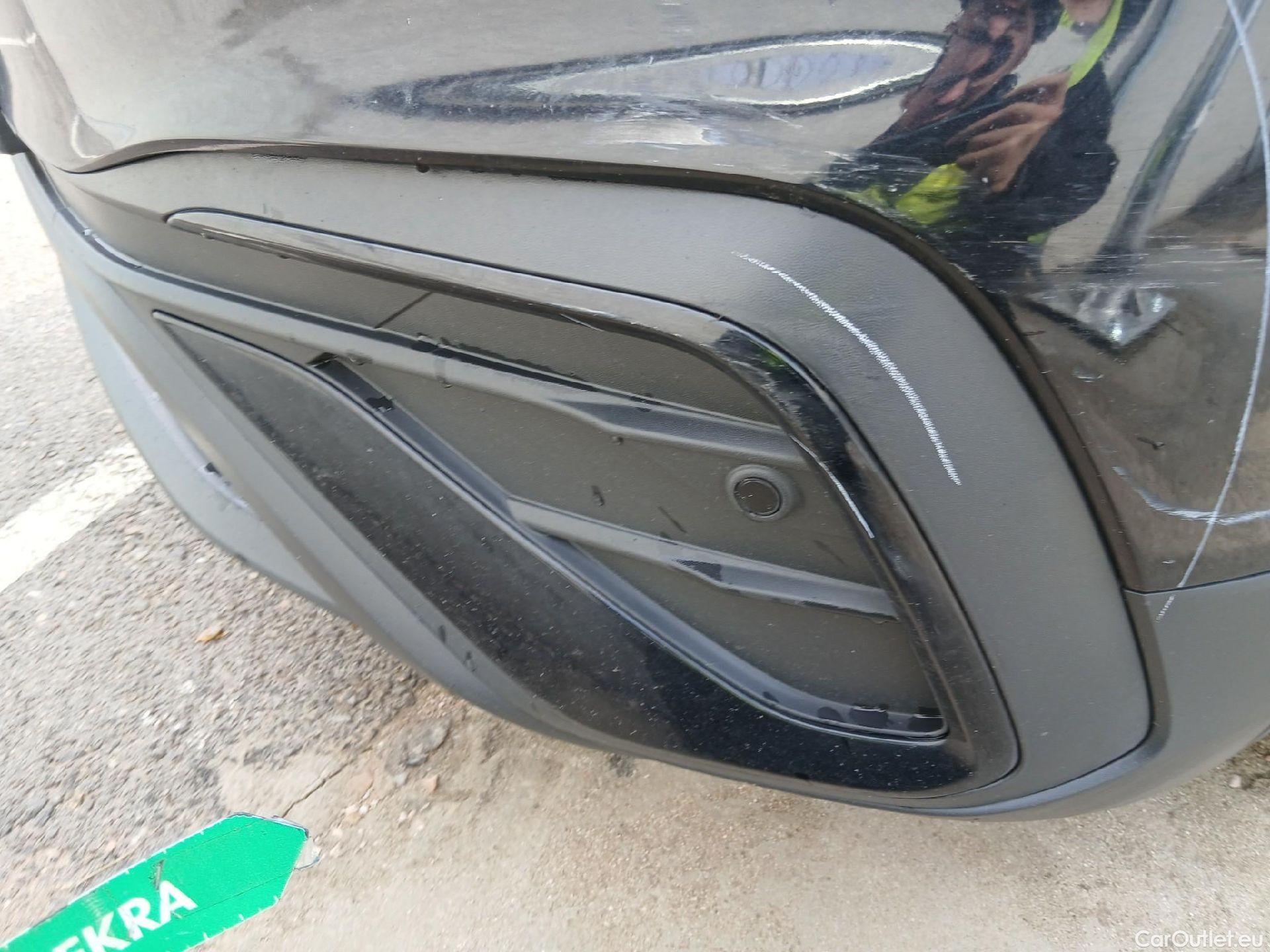  Volkswagen  Tiguan VOLKSWAGEN  Allspace / 2021 / 5P / todoterreno Life 2.0 TDI 110kW (150CV) DSG #7