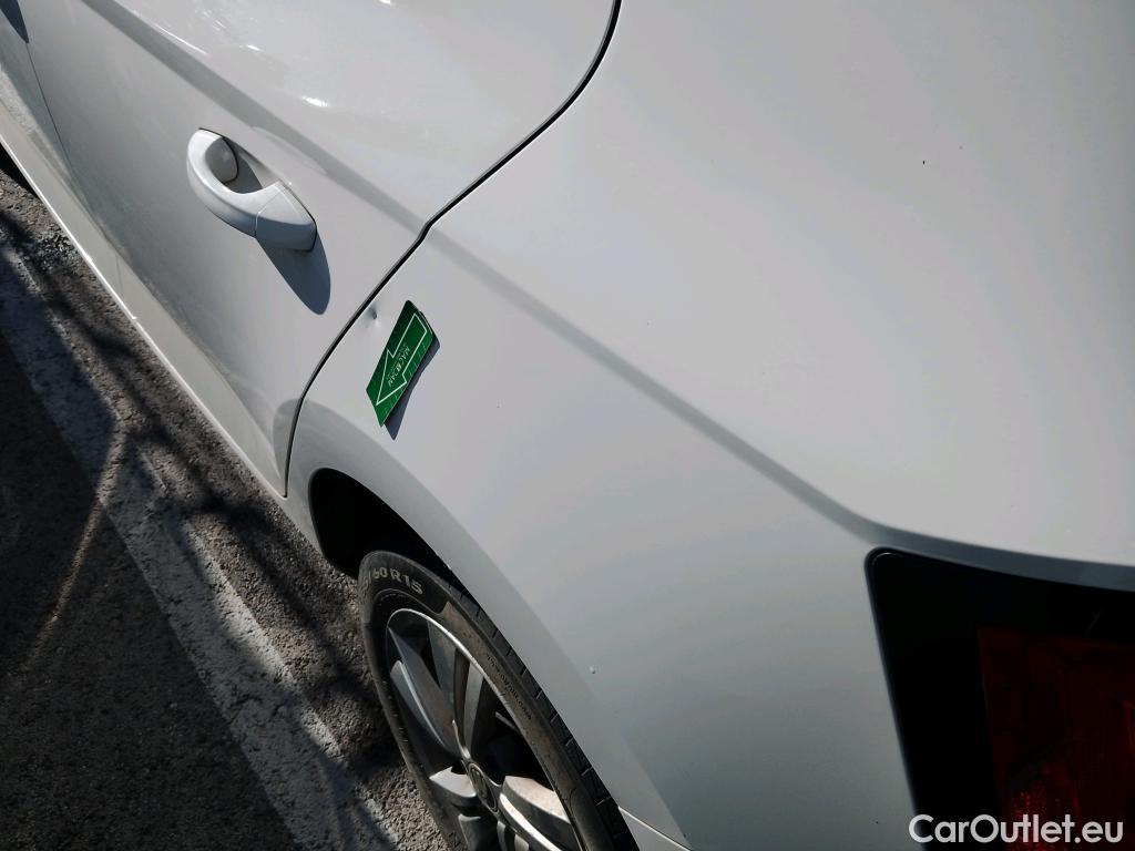  Skoda  Fabia SKODA  / 2018 / 5P / berlina con portón 1.0 TSI 81kW (110cv) Ambition Plus (CX) #18