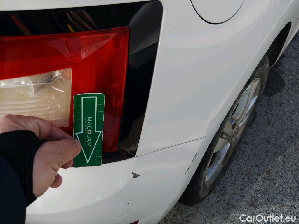  Skoda  Fabia SKODA  / 2018 / 5P / berlina con portón 1.0 TSI 81kW (110cv) Ambition Plus (CX) #2