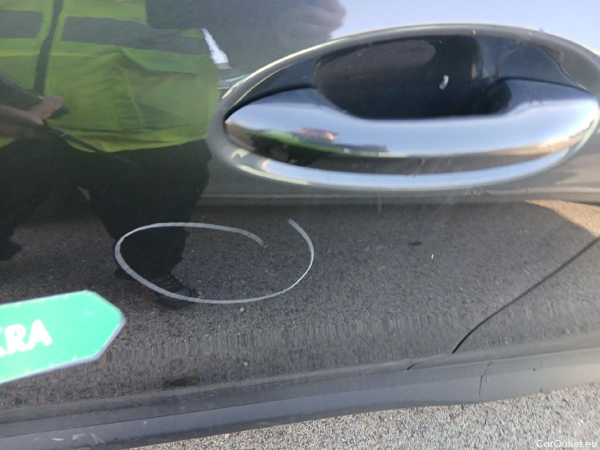  Mercedes  GLC Clase   300 de 4Matic (254.609)AMG 2.0 AMG Line 335CV AT9 E6d #17