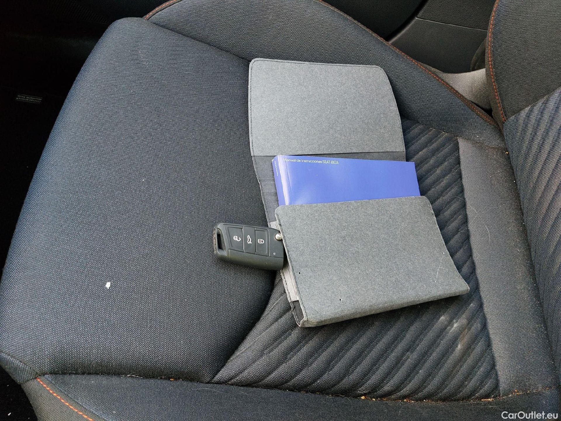  Seat  Ibiza SEAT  / 2017 / 5P / berlina con portón 1.0 TSI 85kW (115CV) FR Salta(SP) #2