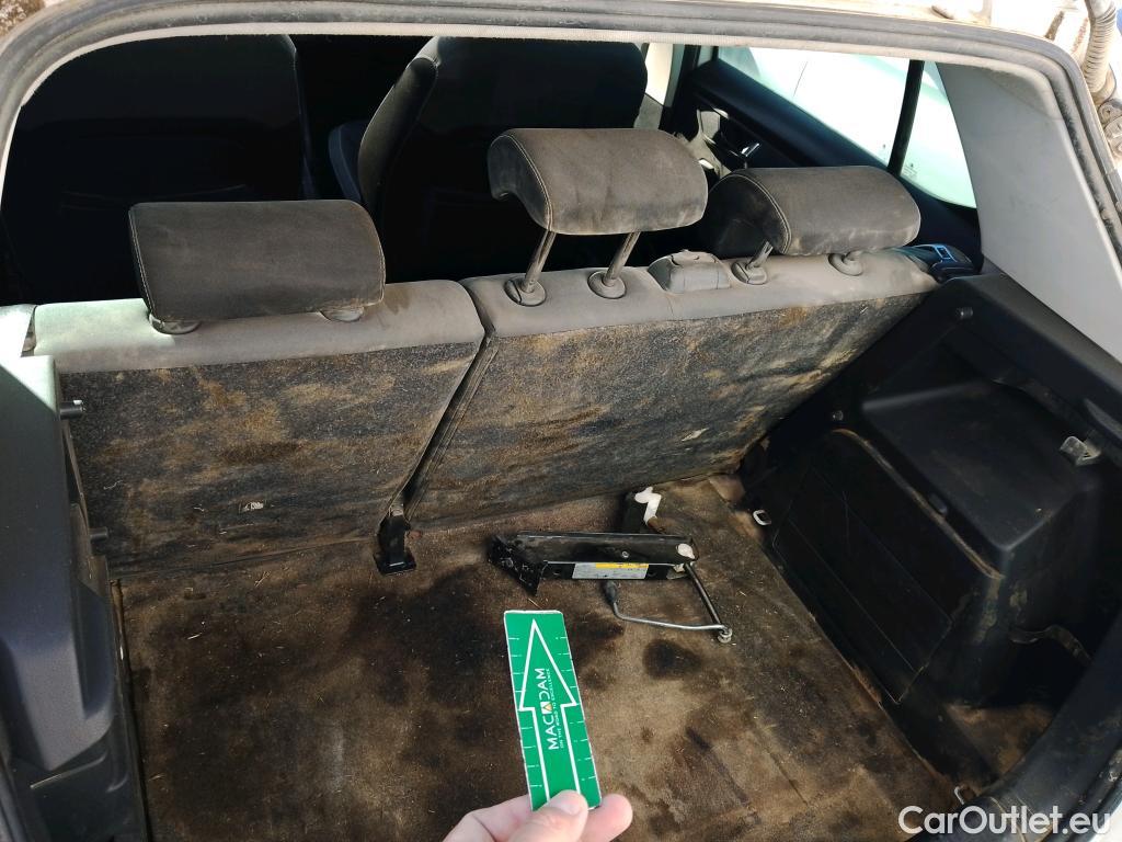  Skoda  Fabia SKODA  / 2018 / 5P / berlina con portón 1.0 TSI 81kW (110cv) Ambition Plus (CX) #16