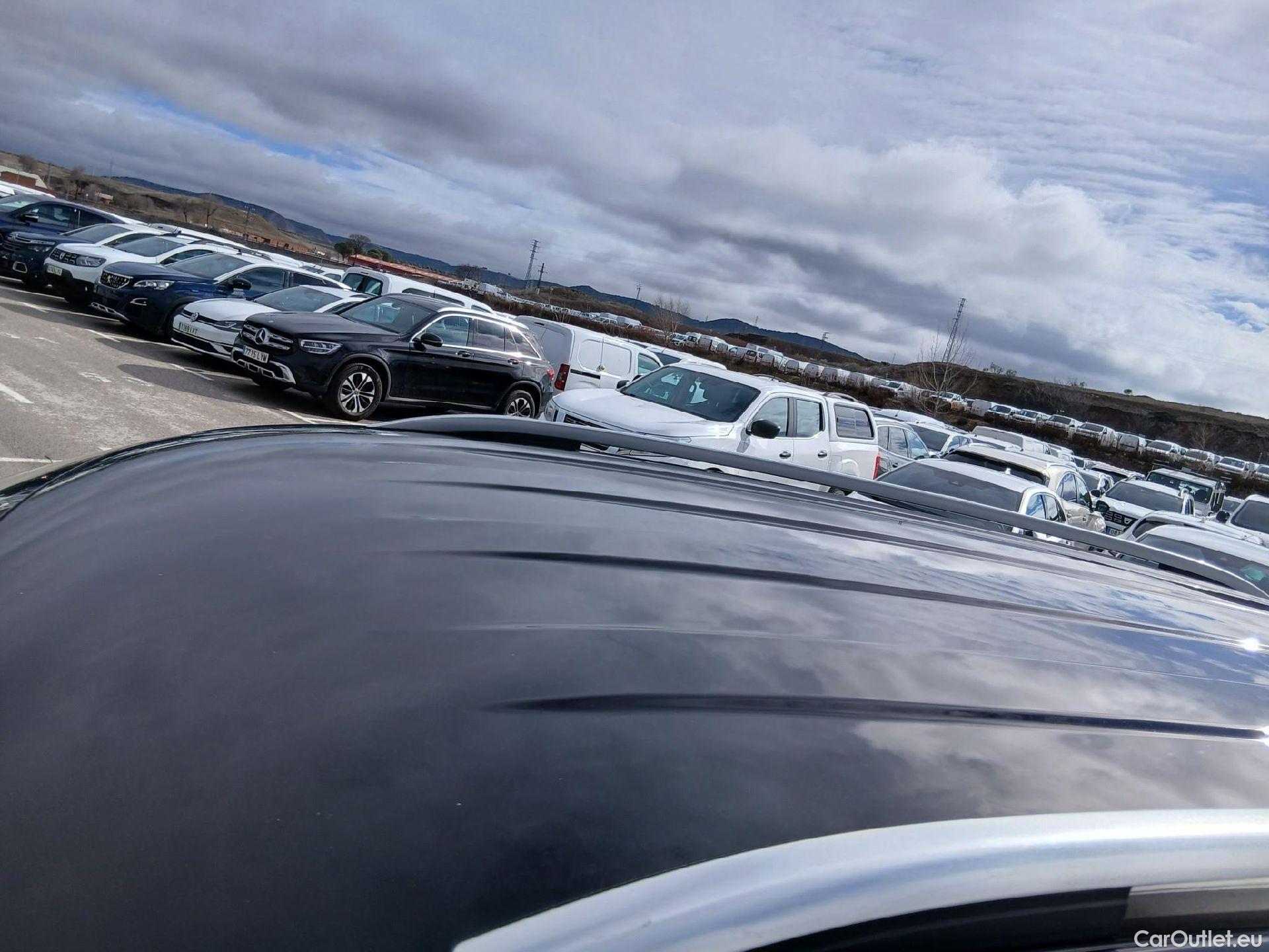  Volkswagen  Tiguan VOLKSWAGEN  Allspace / 2021 / 5P / todoterreno Life 2.0 TDI 110kW (150CV) DSG #22