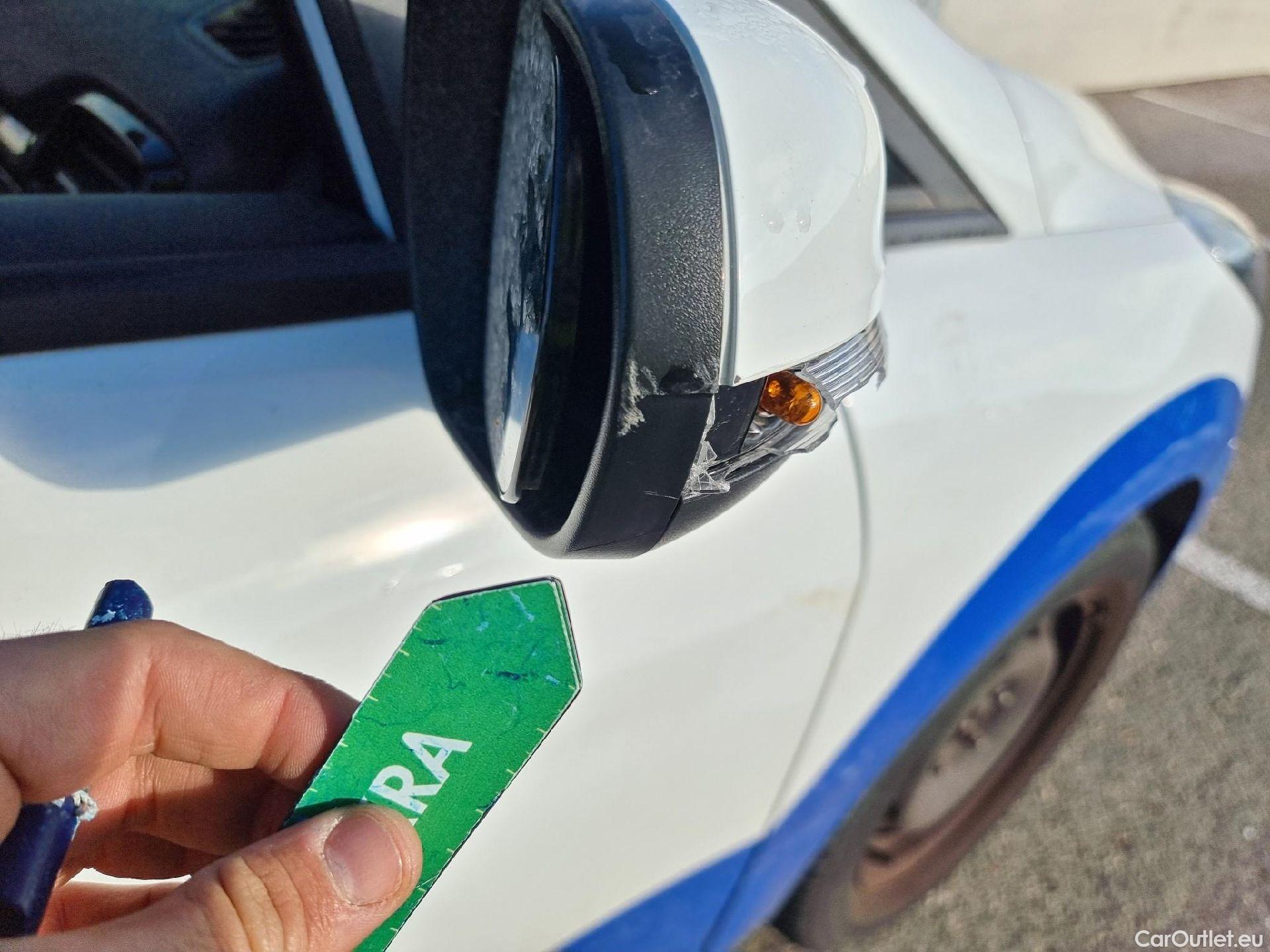  Ford  Fiesta FORD  / 2017 / 5P / berlina con portón 1.1 Ti-VCT 63kW Trend+ 5p #25