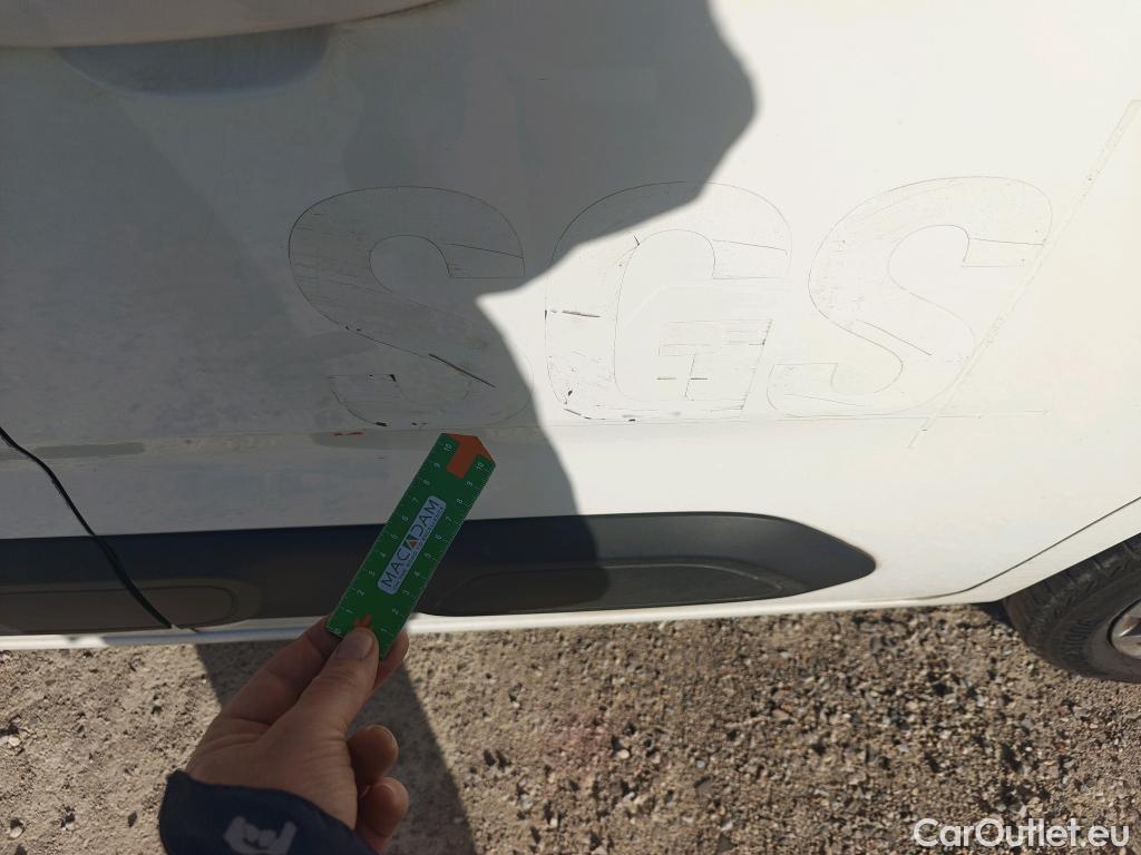  Citroen  Berlingo CITROEN  / 2018 / 5P / monovolumen compacto Talla M BlueHDi 100 S&S FEEL #20