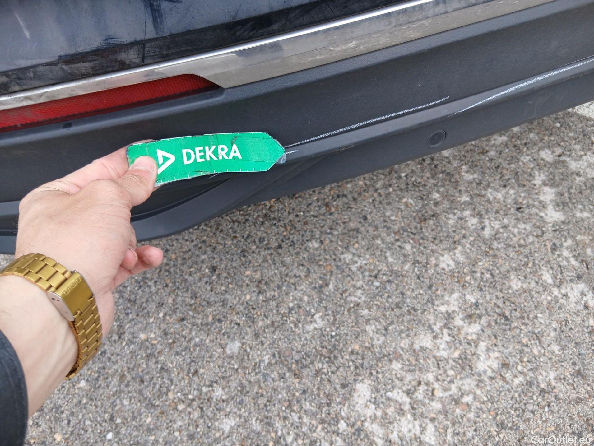  Volkswagen  Tiguan VOLKSWAGEN  Allspace / 2021 / 5P / todoterreno Life 2.0 TDI 110kW (150CV) DSG #29