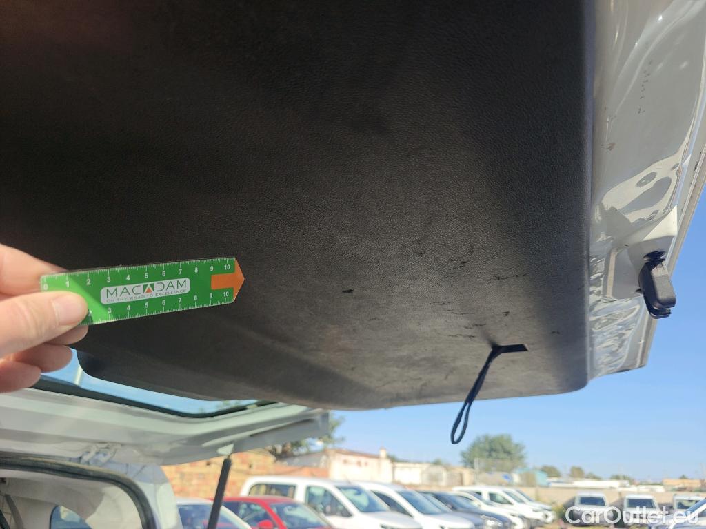  Citroen  Berlingo CITROEN  / 2018 / 5P / monovolumen compacto Talla M BlueHDi 100 S&S FEEL #1