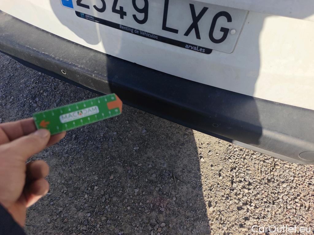  Citroen  Berlingo CITROEN  / 2018 / 5P / monovolumen compacto Talla M BlueHDi 100 S&S FEEL #30