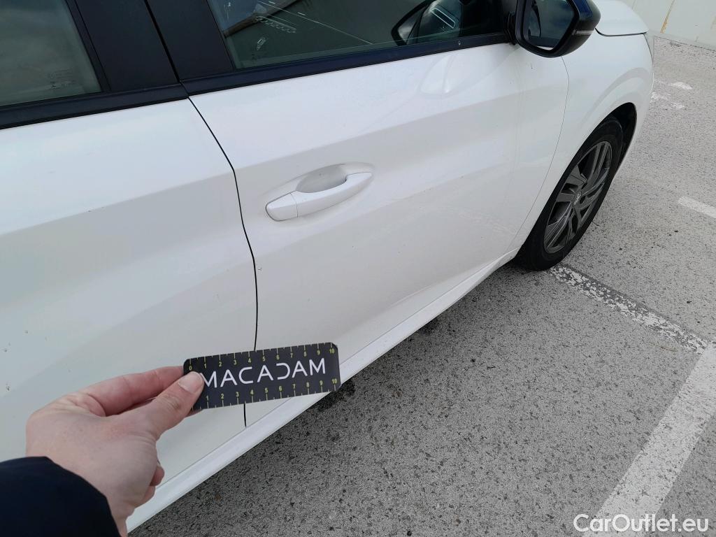  Peugeot  208 PEUGEOT  / 2019 / 5P / berlina con portón BlueHDi 73kW (100CV) Active Pack (AC) #5