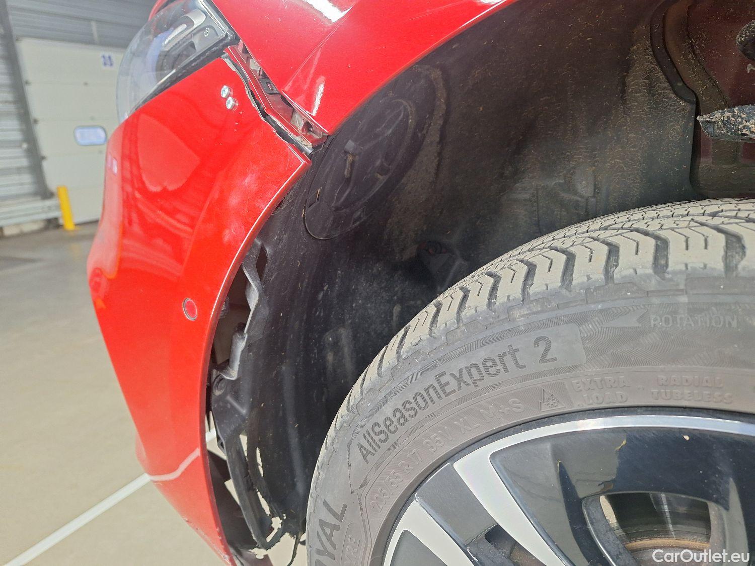  Mercedes  A-Klasse Mercedes, A-Class '18, Mercedes-Benz  A 180 d Business Line 5d #35