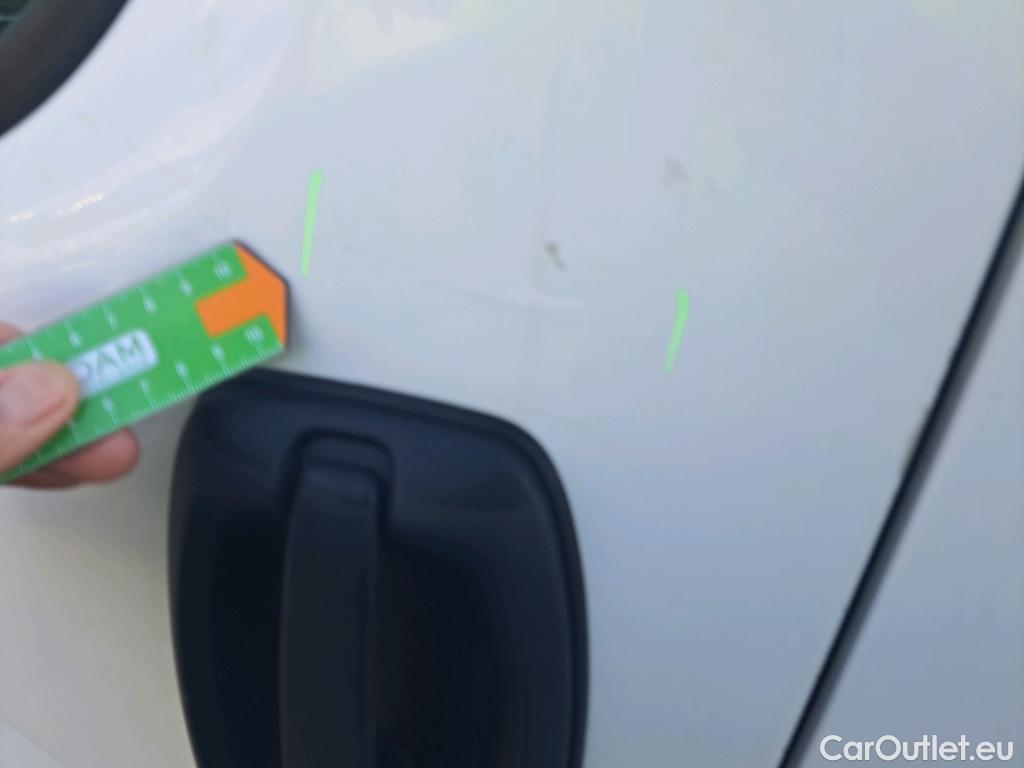  Opel  Movano  C HKa L2H2 3 5t Edition 140CV MT6 E6d #44