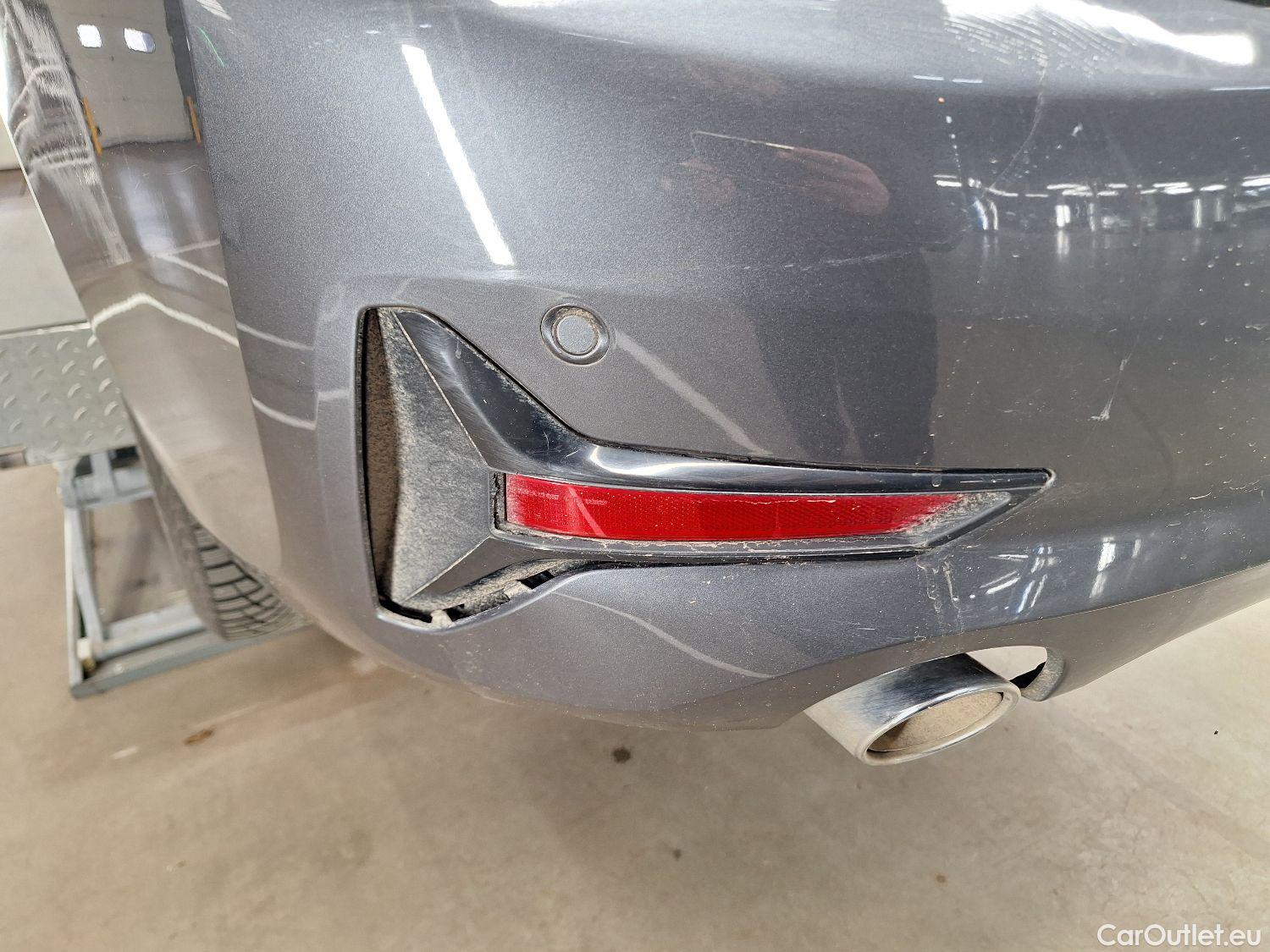  Bmw  Serie 3 BMW, 3-serie '18, BMW 3 Reeks Berline 318dA (110 kW) 4d #41