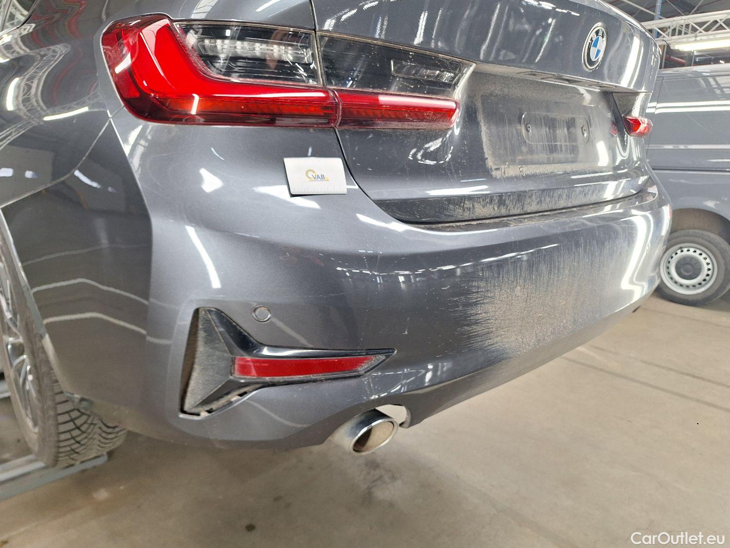  Bmw  Serie 3 BMW, 3-serie '18, BMW 3 Reeks Berline 318dA (110 kW) 4d #35