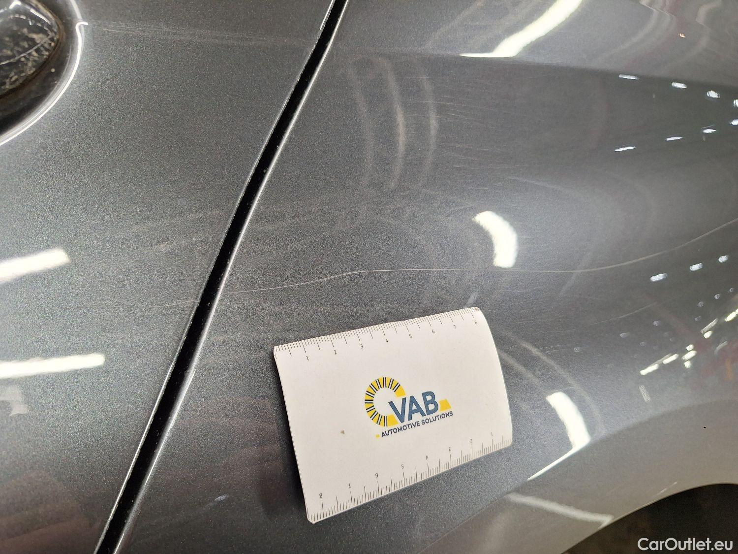  Bmw  Serie 3 BMW, 3-serie '18, BMW 3 Reeks Berline 318dA (110 kW) 4d #54