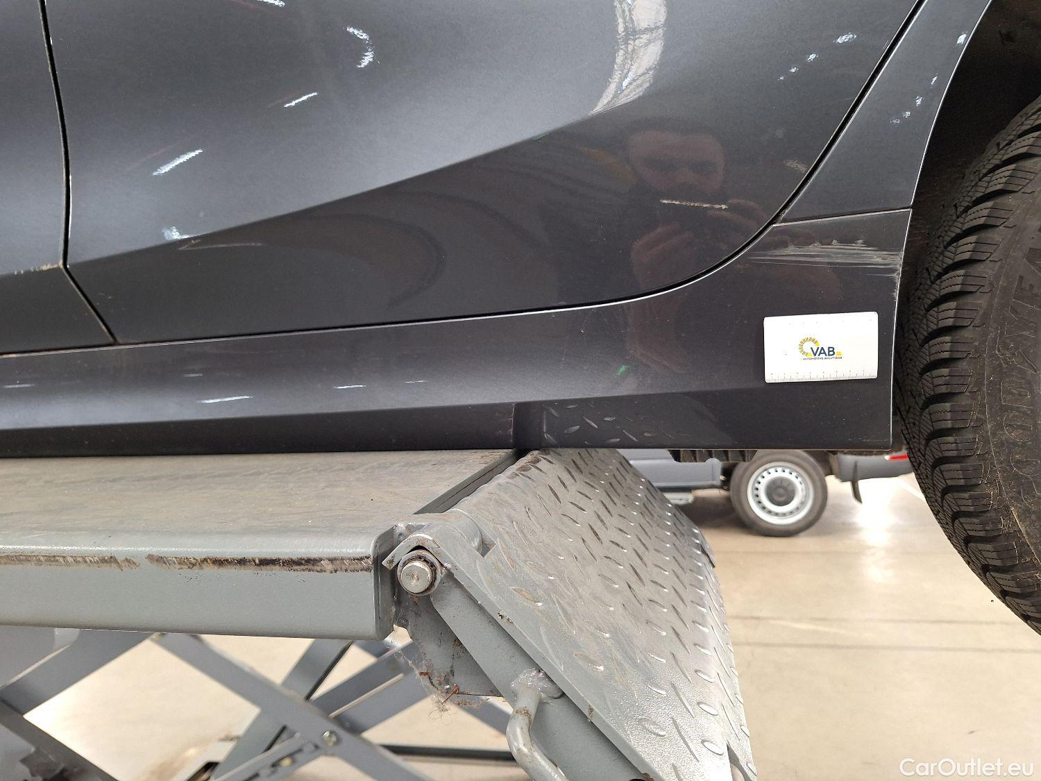  Bmw  Serie 3 BMW, 3-serie '18, BMW 3 Reeks Berline 318dA (110 kW) 4d #12