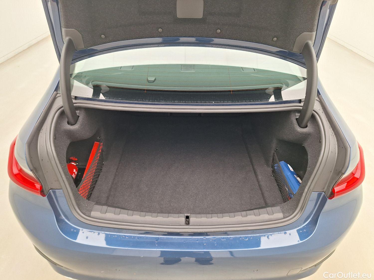  Bmw  Serie 3 BMW, 3-serie '18, BMW 3 Reeks Berline 316dA (90 kW) 4d #2