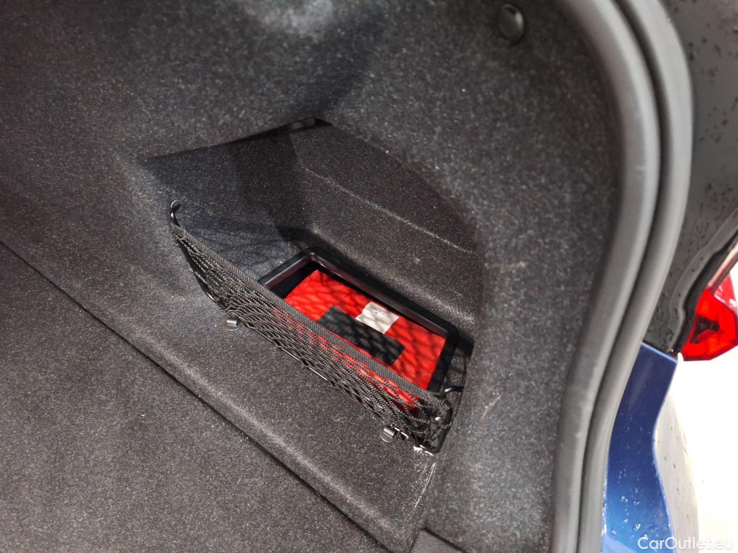  Bmw  Serie 3 BMW, 3-serie '18, BMW 3 Reeks Berline 316dA (90 kW) 4d #1