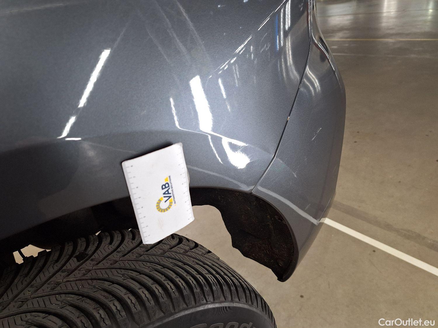  Bmw  Serie 1 BMW, 1-serie '19, BMW 1 Reeks Hatch 116dA (85 kW) 5d #26