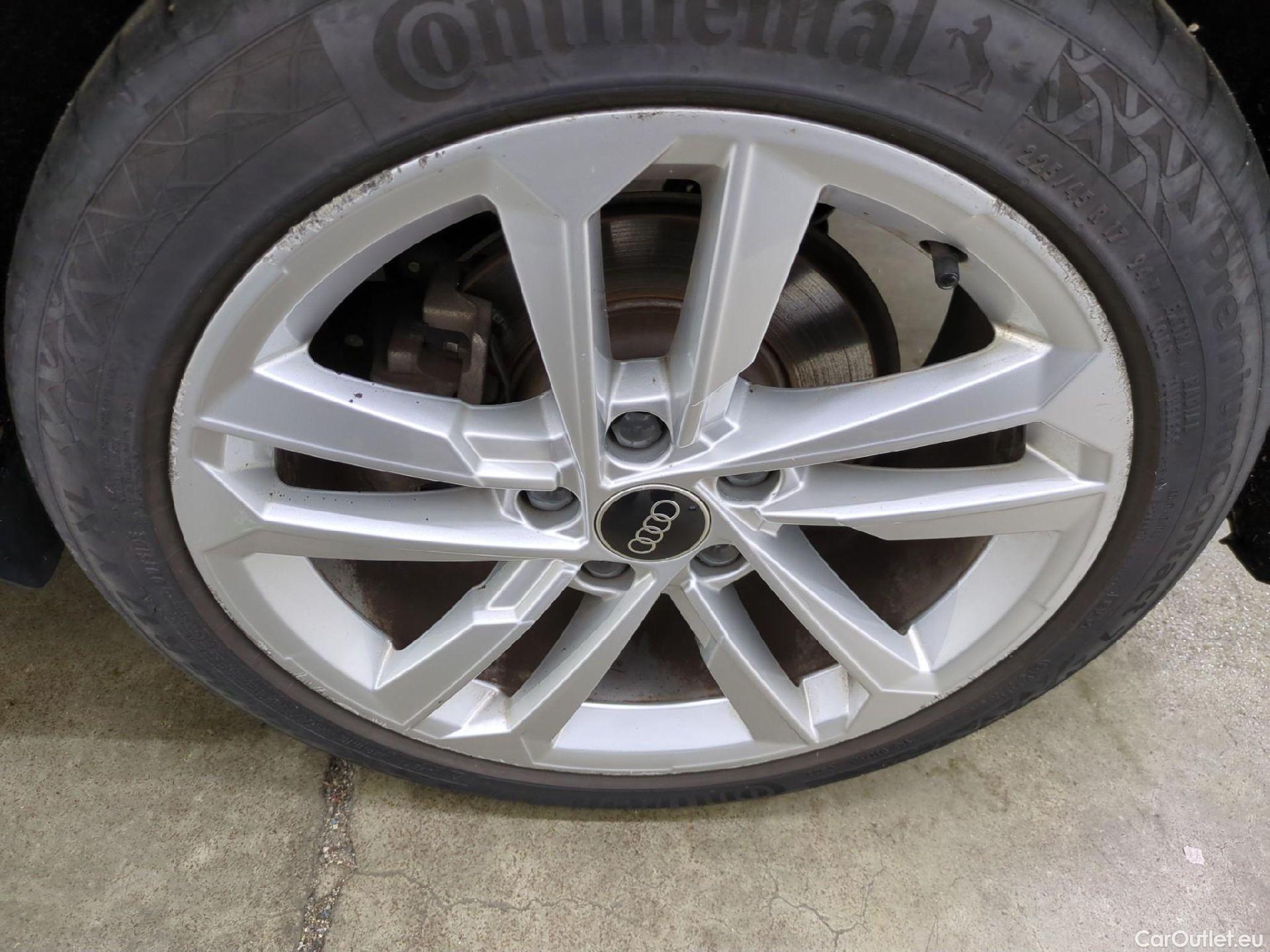  Audi  A3 AUDI  Sportback / 2020 / 5P / Berline 40 TFSI e 204 S Tronic Business Line #29