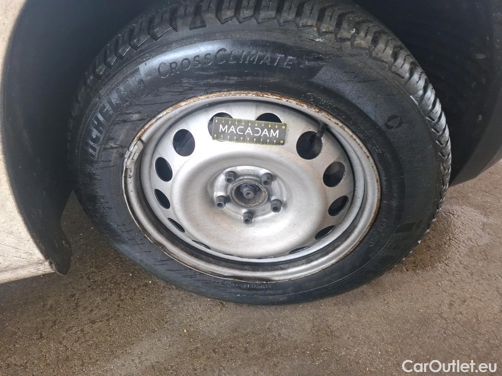  Citroen  Berlingo  Fourgon Club XL 950 1.5 BlueHDi 100CV BVM5 E6dT #50