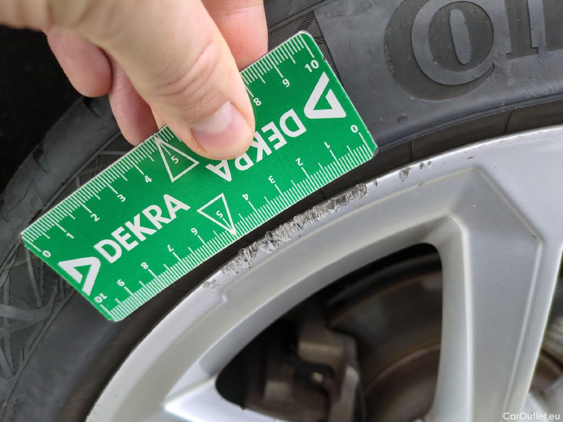  Audi  A3 AUDI  Sportback / 2020 / 5P / Berline 40 TFSI e 204 S Tronic Business Line #28