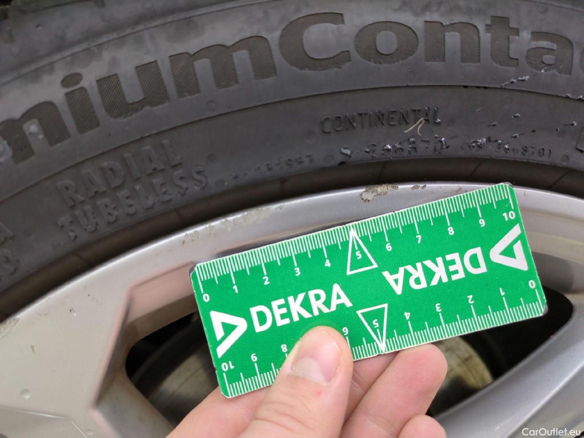  Audi  A3 AUDI  Sportback / 2020 / 5P / Berline 40 TFSI e 204 S Tronic Business Line #34